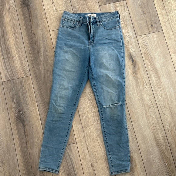 Madewell Denim - Madewell Curvy Roadtripper jeans